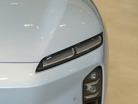 2025�� 100kWh Touring