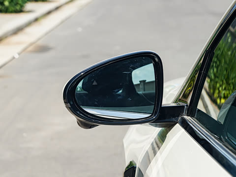 2027�� EV 530KM������