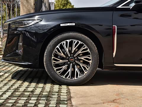 2025�� 2.0T �Զ������