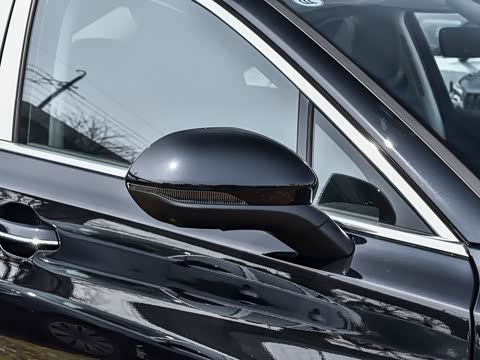 2025�� 2.0T �Զ������