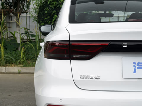 2027�� ���� 1.5L �ֶ�������