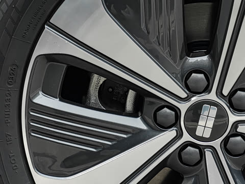 2026�� EV 550km ������