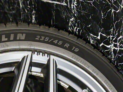 2025�� 710 Max��