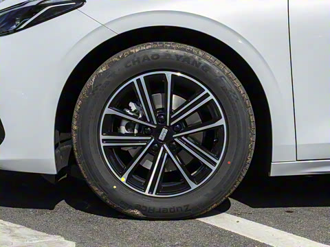 2025�� EM-i 70km ������