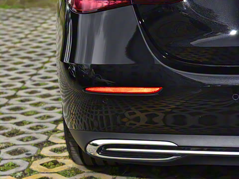 2026�� E 300 L ʱ����