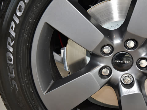 2026�� 110 3.0T P400 X-Dynamic HSE