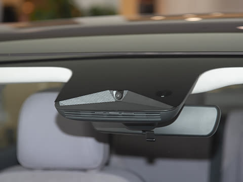 2025�� 750��