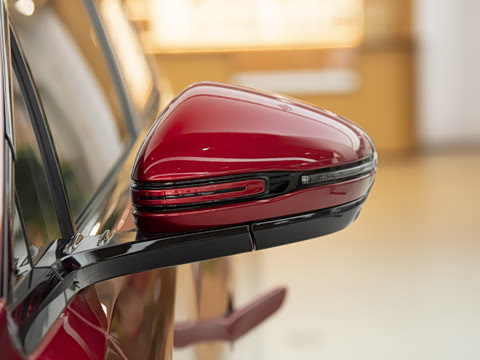 2025�� 750��