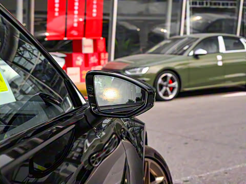 2025��  RS 6 4.0T Avant performance