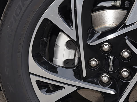 2026�� 2.0T ������춯��