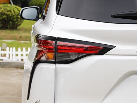 2026�� 2.5L ����׿��318��