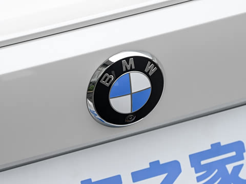 2026�� 430i M�˶���ҹ��װ