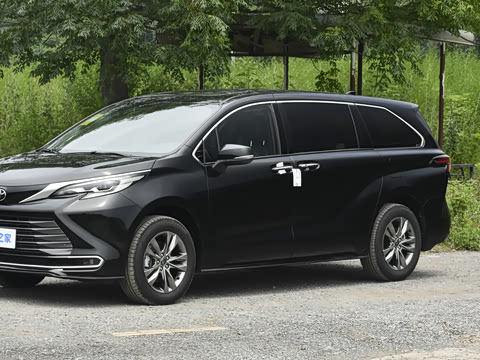 2027�� 2.5L ˫����������