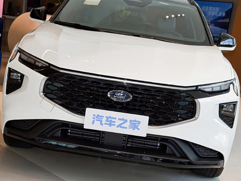 2026�� 2.0T EcoBoost E �춯 �˶���