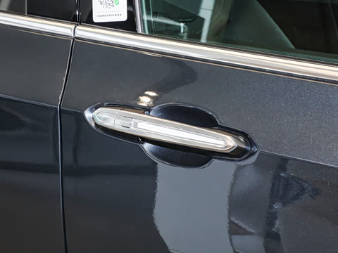 2025�� 2.0T ���������������������