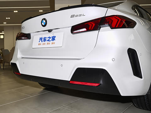 2026�� 225L M�˶���ҹ��װ