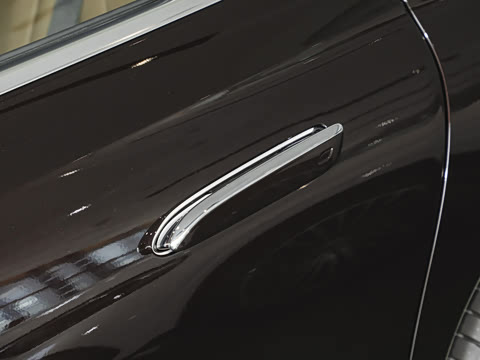 2026�� �Ŀ� E 260 L
