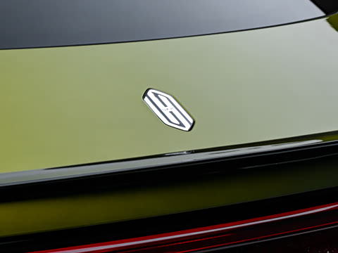 2026�� Ultra