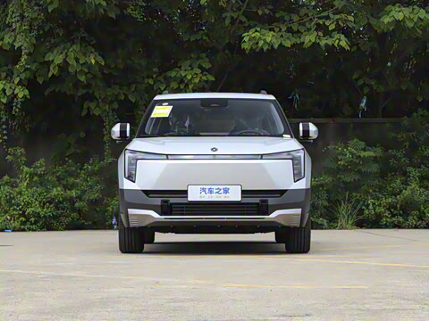 2025�� 401 ���а�