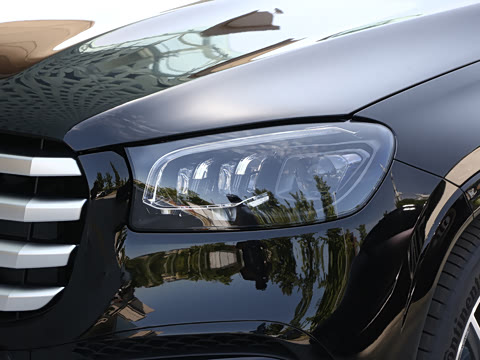 2025�� �Ŀ� GLS 450 4MATIC ������