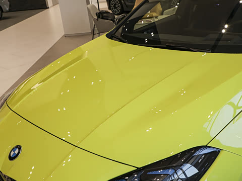 2026�� M235L