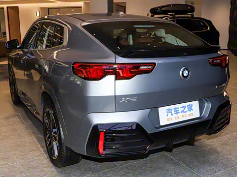 2025�� sDrive25i M�˶���װ