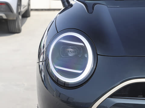 2026�� 463km COOPER SE ������