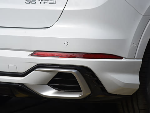 2026�� quattro 45�����ذ� 35TFSI ʱ�ж�����