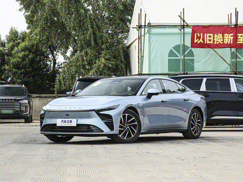 2025�� ���� Plus ��������