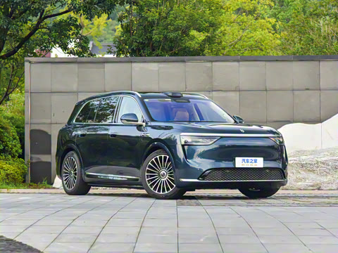 2025�� ���� Ultra ����������