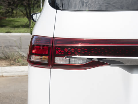 2026�� ���̰� 230�콢�� 7��