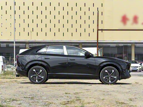 2025�� ����200 Pro