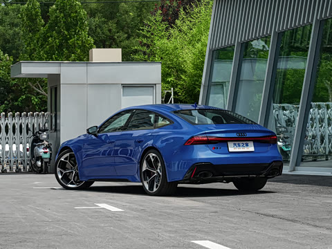 2025�� RS 7 4.0T Sportback performance