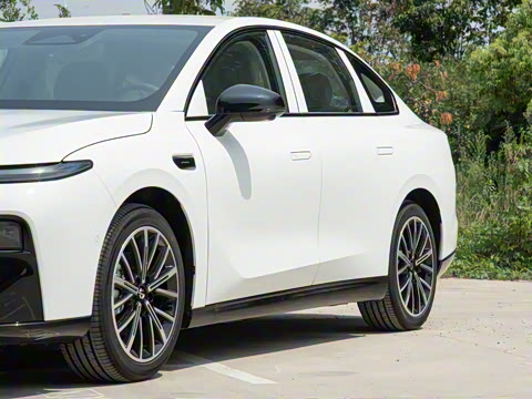 2025�� 550������