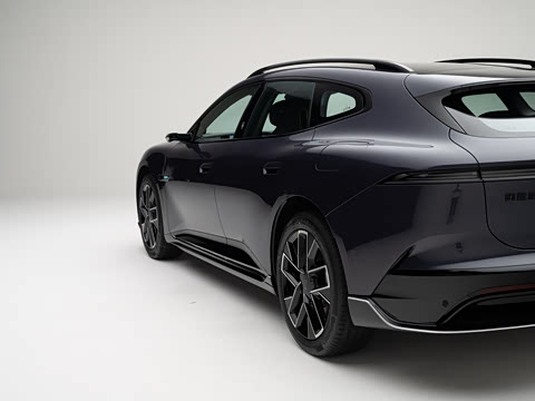 2026�� Max ˫������̰�