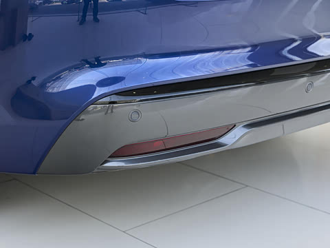 2025�� ���� Ultra�� 53.4kWh 6���� (896�߼����״