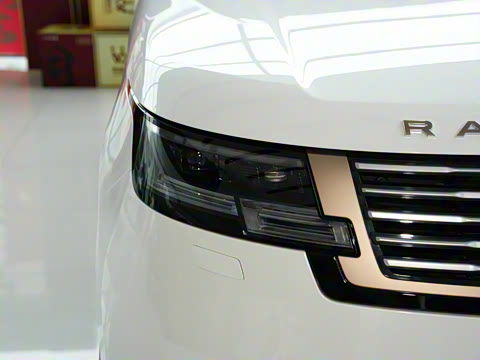 2024�� 4.4 V8 SV���ٴ����ӳ��� 4��