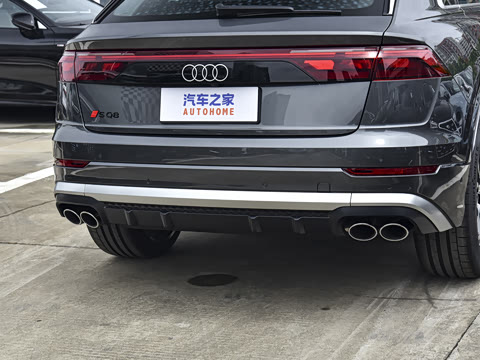 2026�� 4.0 TFSI 
