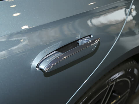 2026�� E 260 �˶���