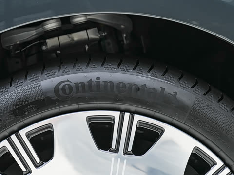 2025�� 102kWh ��ƽ���ر��
