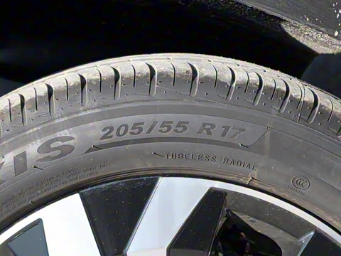 2026�� ���� 300TSI �����