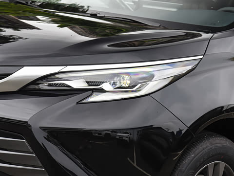 2027�� 2.5L ˫������������