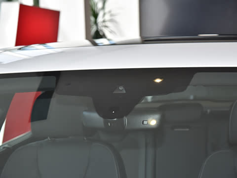 2025�� quattro 45�����ذ� 45 TFSI ������