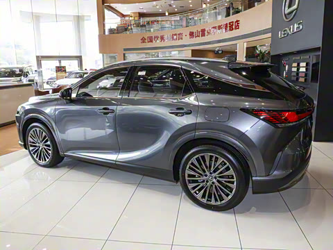 2026�� 350h ����������