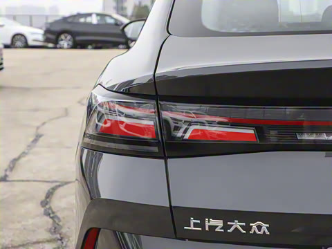 2026�� ���L 300TSI �趯��