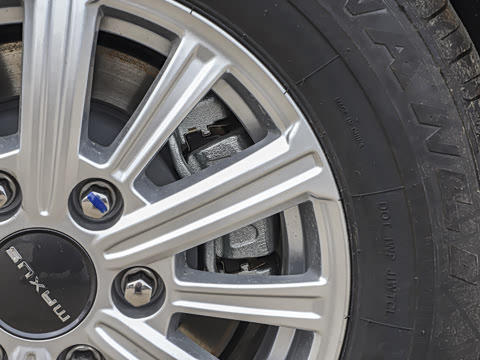 2025�� 2.4L �ֶ��߼����а� CNG 7��