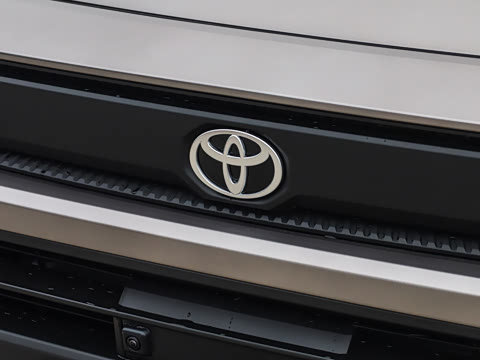 2026�� 2.0L ����������