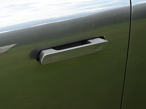 2025�� 240����Ultra