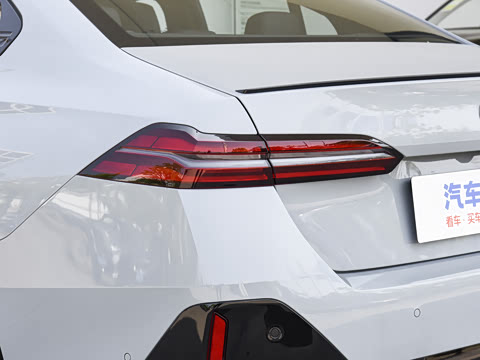 2026�� 530i ������ M�˶���װ