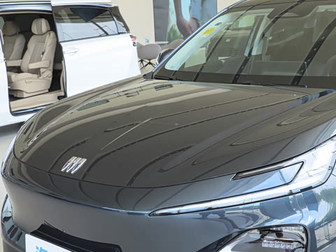 2026�� 1600 ������� 